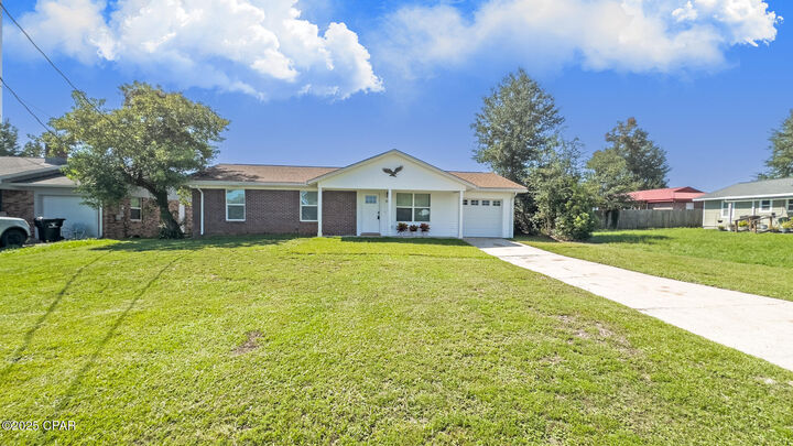 Property Photo:  4002 E 10th Street  FL 32404 