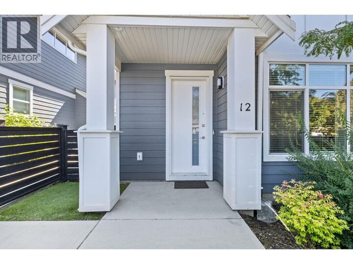 Property Photo: 115 Wyndham Crescent 12 BC V1V 1Z2