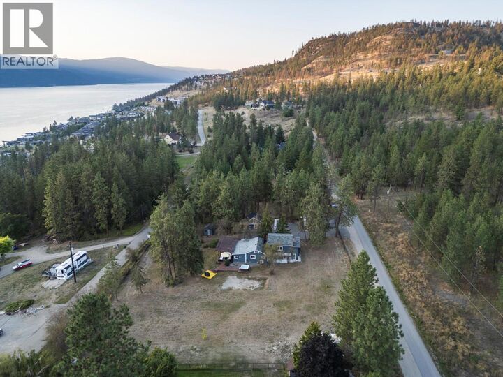 Property Photo: 5555 Stubbs Road BC V4V 1N1