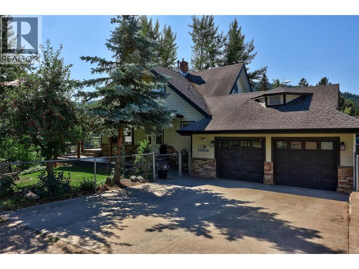Property Photo: 3060 Maquinna Road BC V0E 3E1