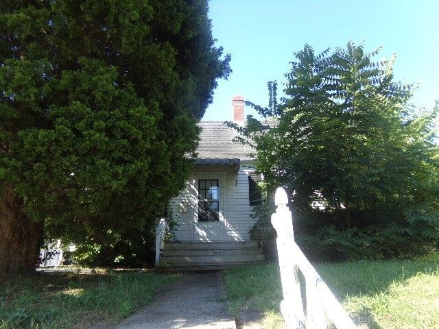 Property Photo:  521 Pollock Road  OH 45403 