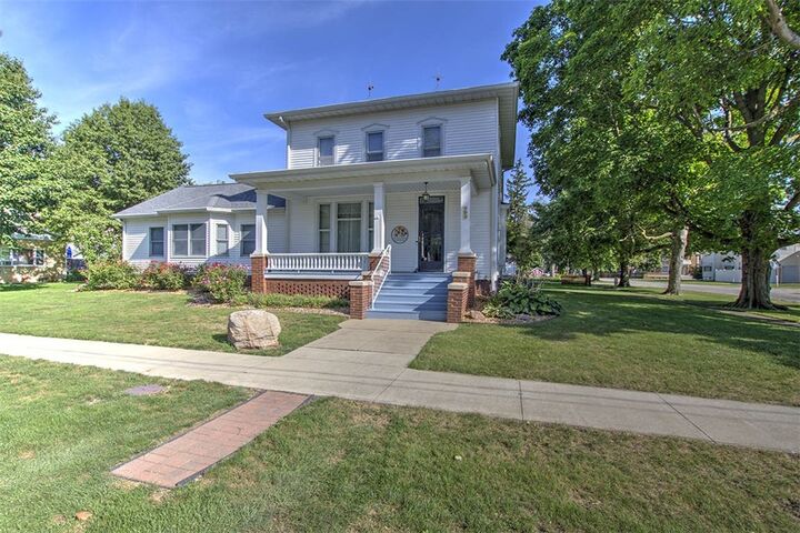 Property Photo: 303 W Main Street IL 61756