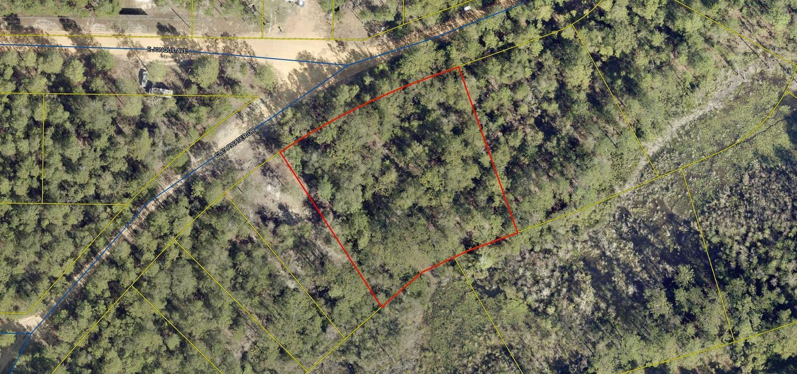 Property Photo: Xx Clearwater Drive FL 32433