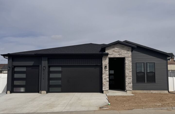 Property Photo:  2914 Aria Way  NV 89801 