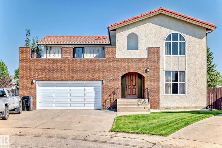 8714 152B Avenue NW  Edmonton AB T5E 6H2 photo