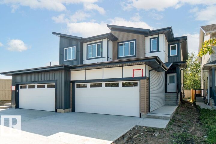 Property Photo: 207 39 Avenue NW AB T6T 2K2