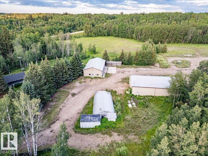 Property Photo: 2047 Twp Road 495 A AB T0C 2P0