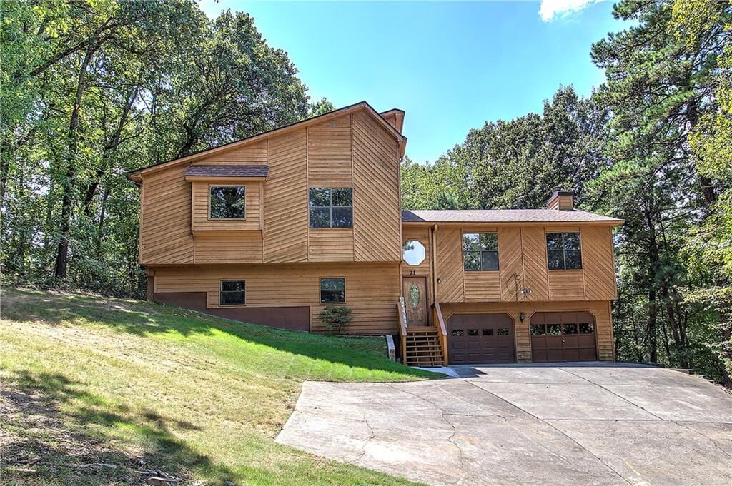 Property Photo: 21 Chestnut Ridge Drive NE GA 30121