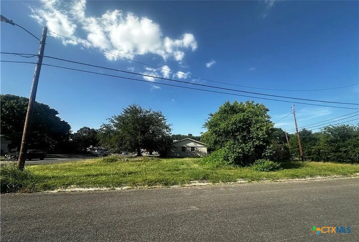 Property Photo: 519 Judy Lane TX 76522