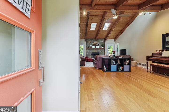 Property Photo: 3464 Blackwell Way GA 30066