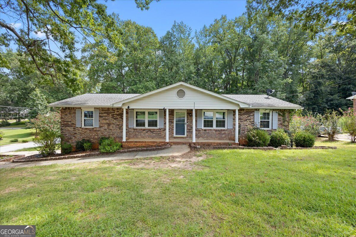Property Photo: 5571 Christi Drive GA 30135