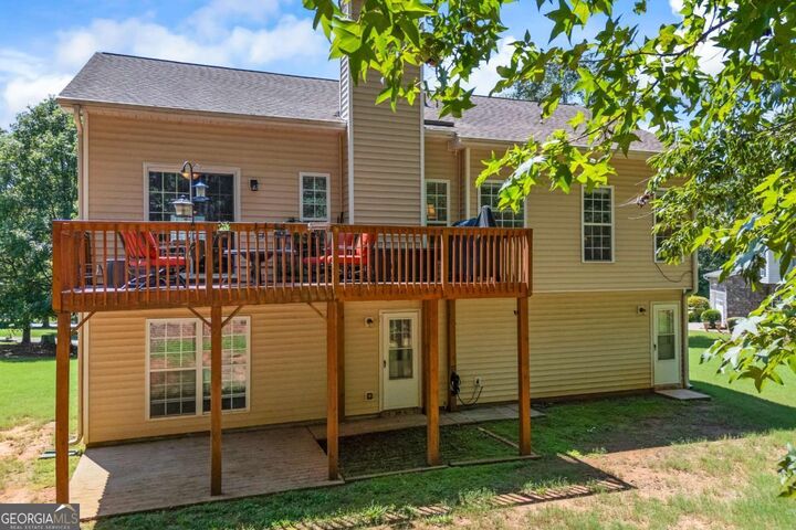 Property Photo:  420 Carrie Court  GA 30606 