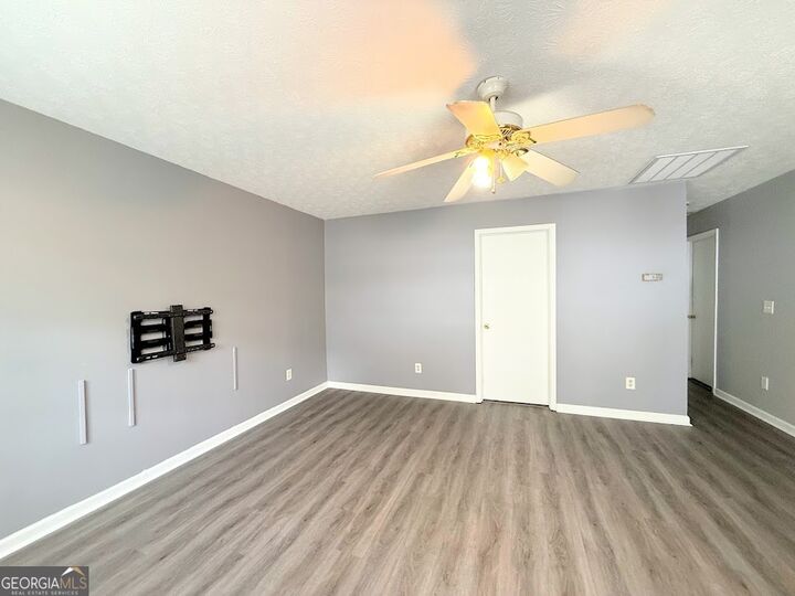 Property Photo:  209 E Wilson Street 34  GA 30180 