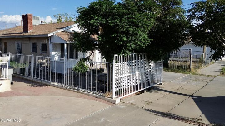 Property Photo:  1234 Lamar Street  TX 79903 