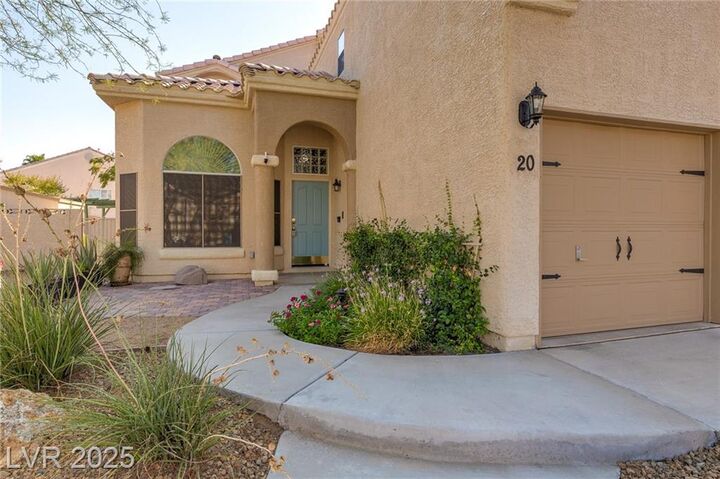 Property Photo: 20 Lantern Glow Circle NV 89074