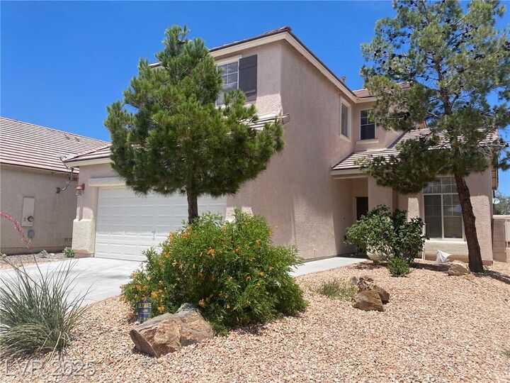 Property Photo:  4020 Yellow Mandarin Avenue  NV 89081 