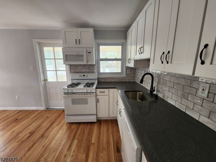 Property Photo: 30 Gould St 2nd. Fl. 2 NJ 07044