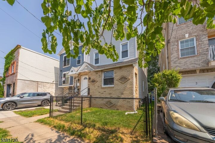 Property Photo: 565 Pennsylvania Ave NJ 07201