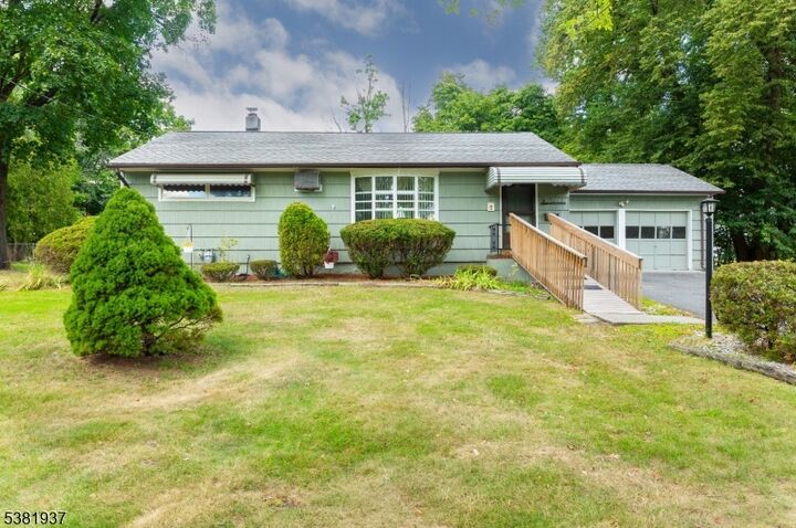 17 Springview Dr  Parsippany-Troy Hills Twp. NJ 07054 photo