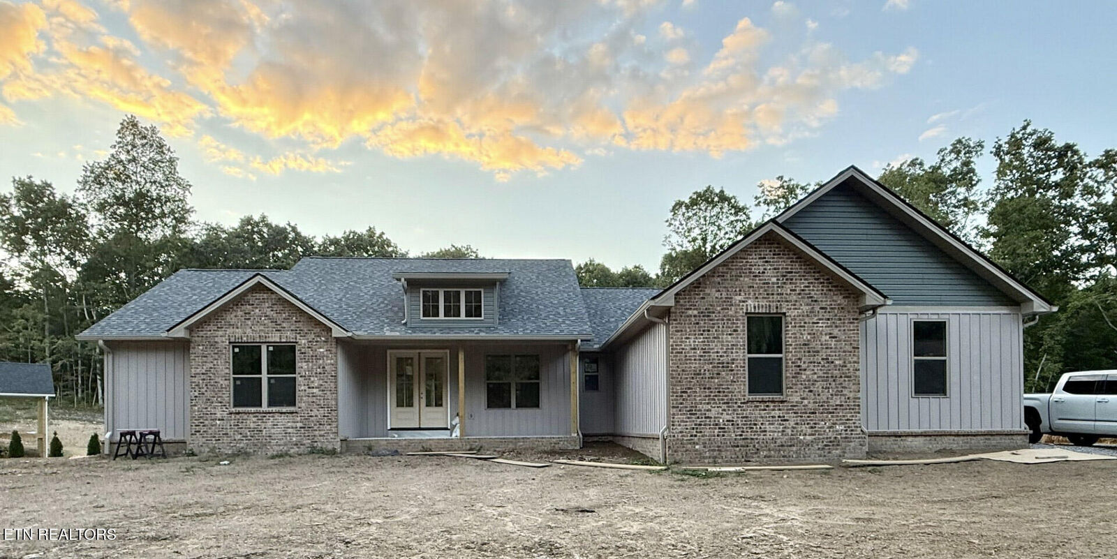 Property Photo:  1084 Cumberland View Drive  TN 38571