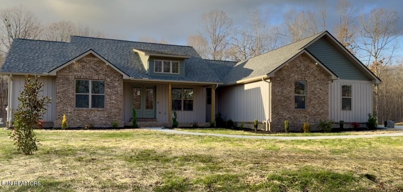 Property Photo:  1084 Cumberland View Drive  TN 38571 