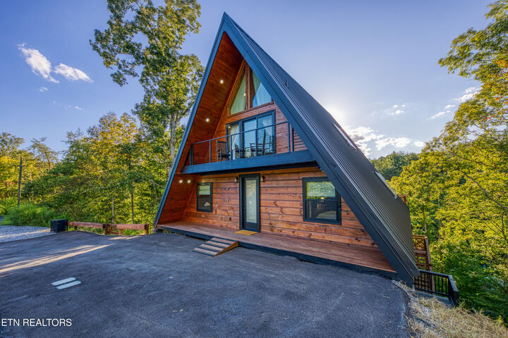 Property Photo:  2101 Wingspan Drive  TN 37876 