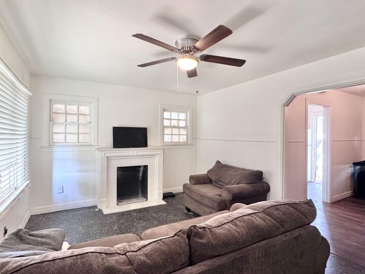 Property Photo:  2912 Amherst Street  TX 79415 