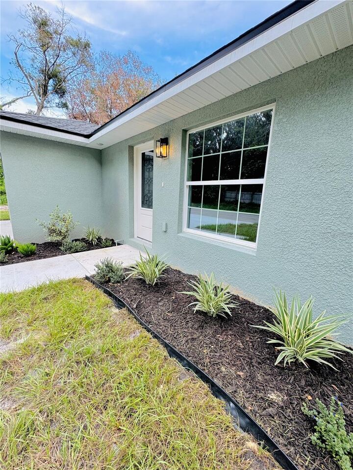Property Photo:  2419 Blair Circle N  FL 33803 