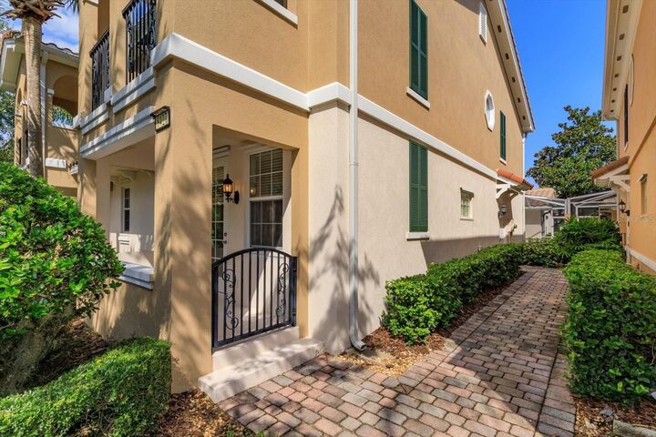 Property Photo:  8427 Leatherleaf Lane  FL 32827 