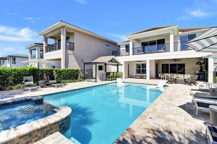 Property Photo:  1021 Jack Nicklaus Court  FL 34747 