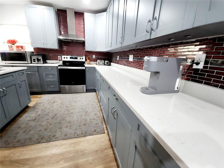 Property Photo:  1466 Jacaranda Circle S  FL 33755 