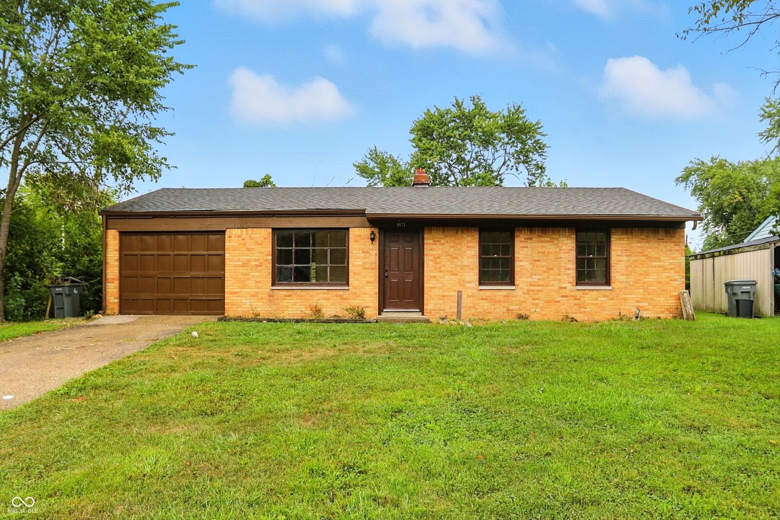 Property Photo: 6672 E 43rd Place IN 46226