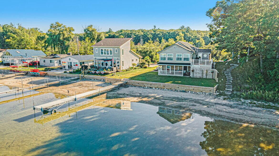 Property Photo:  16375 Bass Lake Avenue NE  MI 49326 