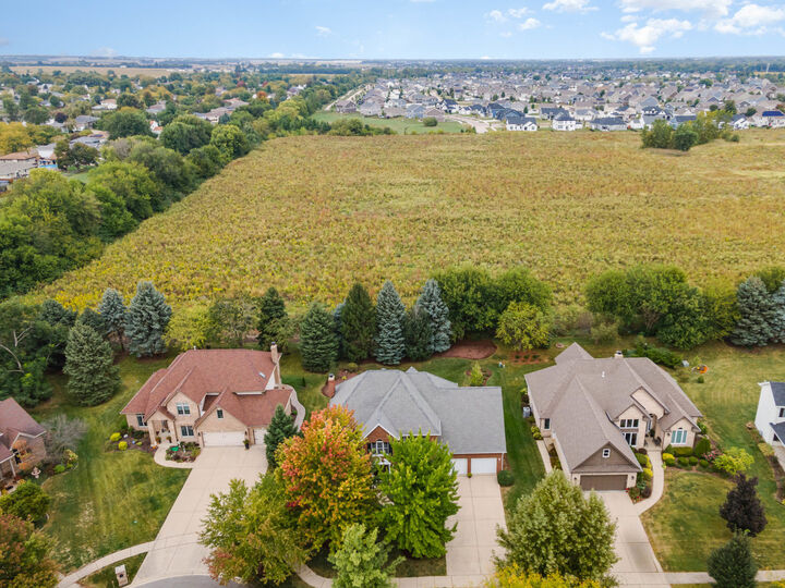 Property Photo:  6309 Ventura Court  IL 60586 