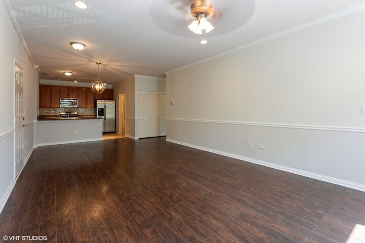 Property Photo: 1407 S Halsted Street 2A IL 60607