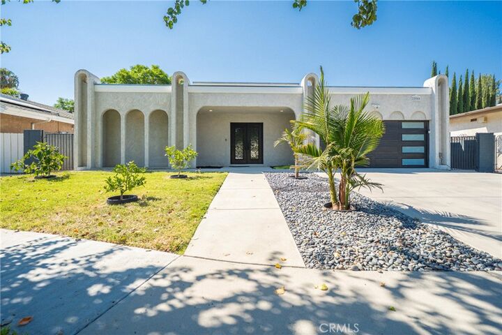 Property Photo: 22046 Kinzie Street CA 91311