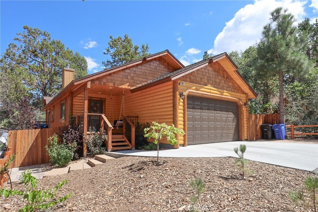 Property Photo: 365 Santa Barbara Avenue CA 92386