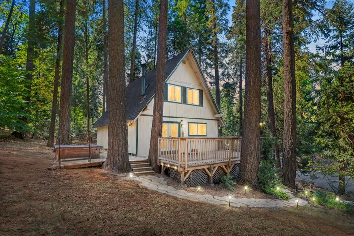 Property Photo:  3533 Gold Ridge Trail  CA 95726