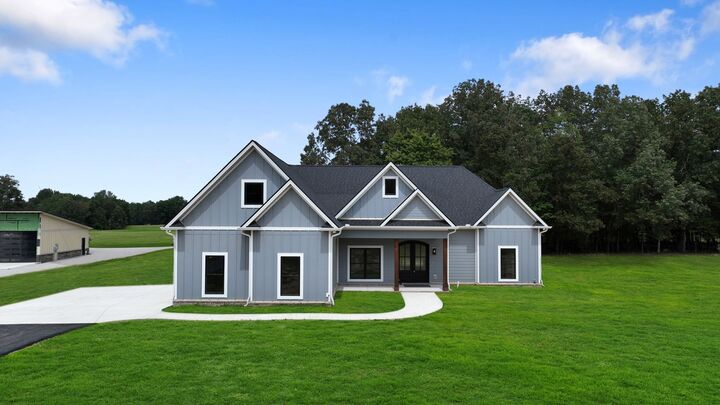 887 Ovoca Lake Rd  Tullahoma TN 37388 photo