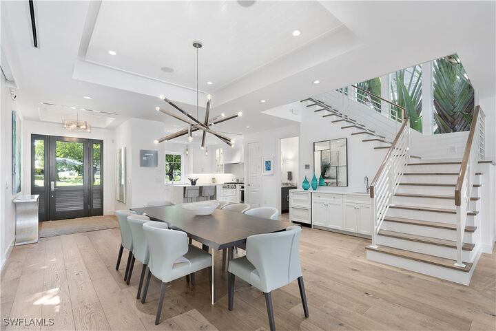Property Photo: 1021 6th Street S FL 34102