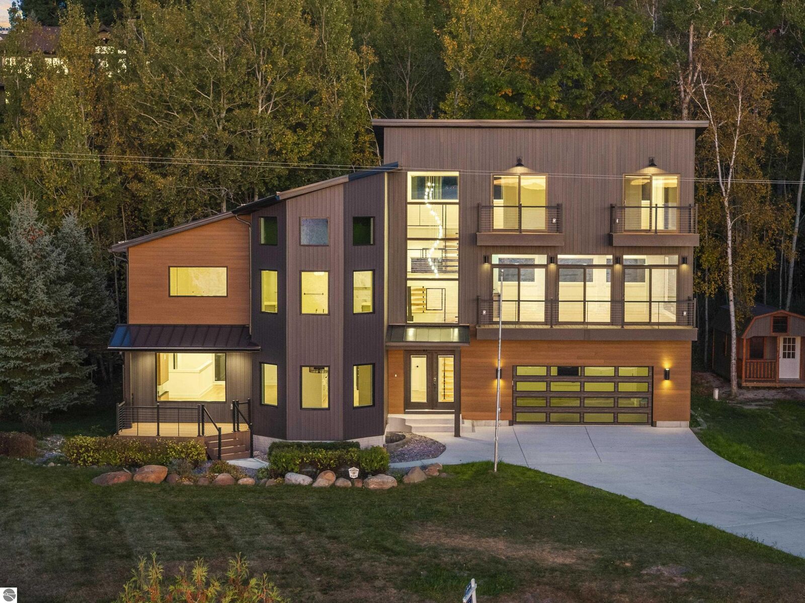 Property Photo: 10191 Peninsula Drive MI 49686