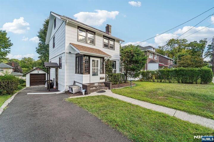 Property Photo: 1485 Gaylord Terrace NJ 07666