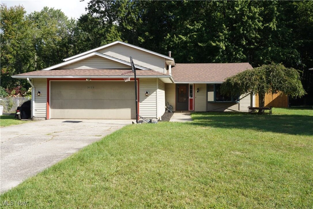 Property Photo: 34128 Gina Drive OH 44039