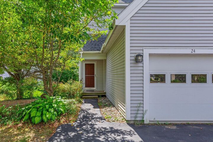 Property Photo:  24 West Ridge Drive  NH 03458 