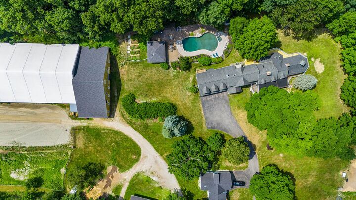 Property Photo: 40-40A Pine Hill Road NH 03049