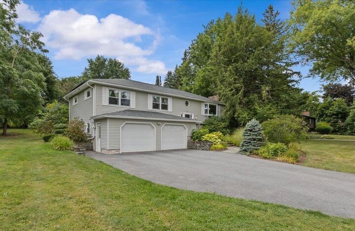 Property Photo: 316 Collamer Circle VT 05482