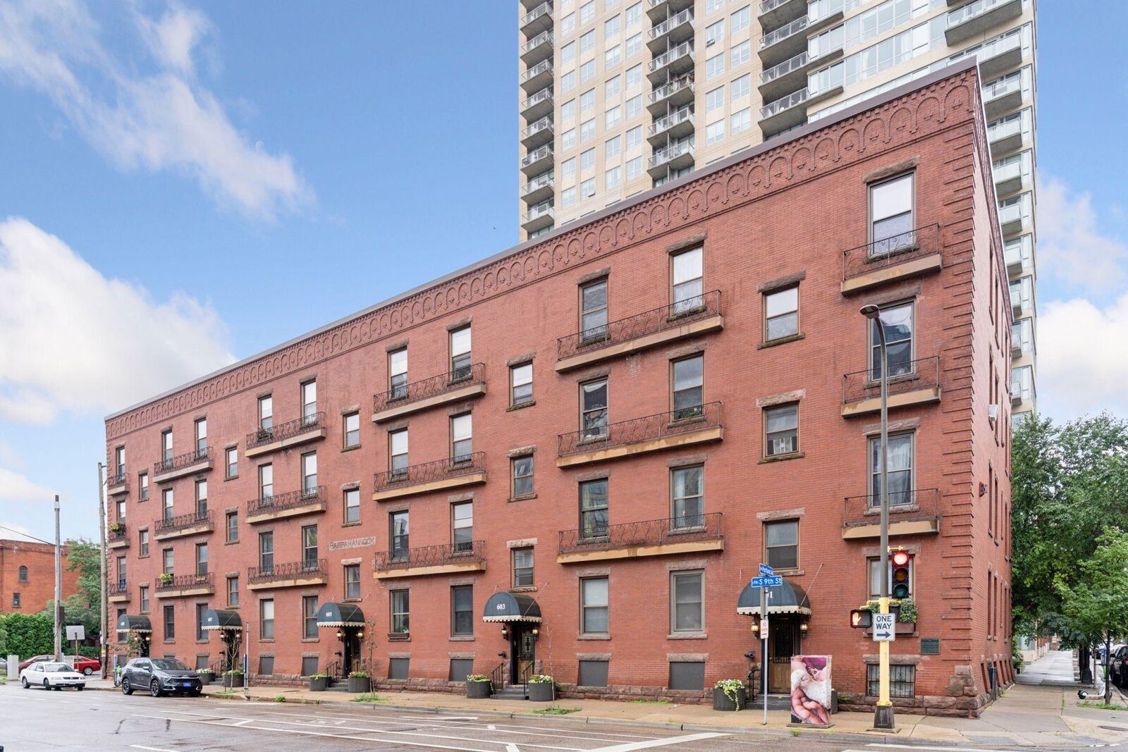 Property Photo: 601 S 9th Street 3 MN 55404