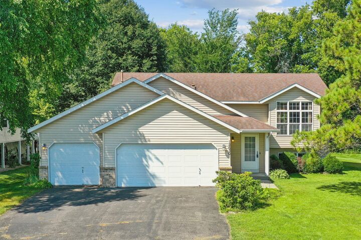 12630 Independence Avenue  Savage MN 55378 photo