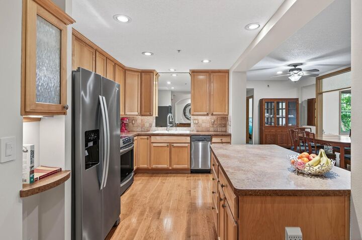 Property Photo: 8317 Townsend Drive 215 MN 55344