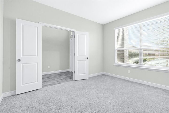 Property Photo: 15501 Balham Pass TX 76247